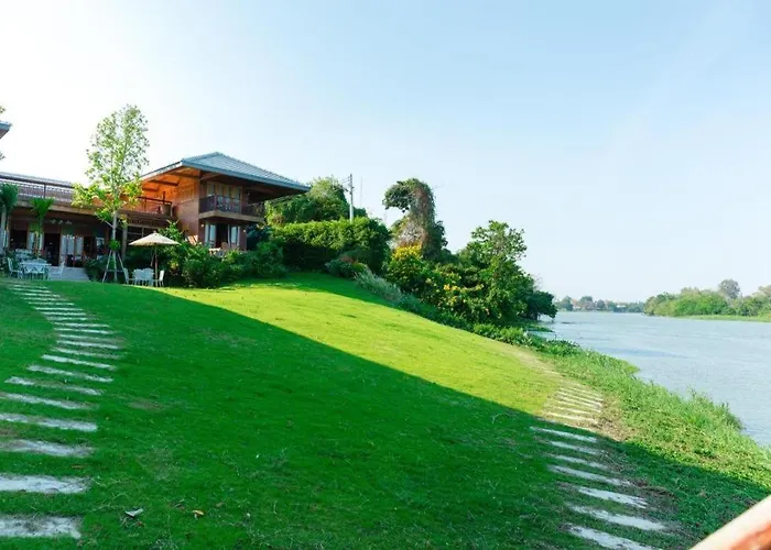 โรงแรม Burann Bangtanode Photharam