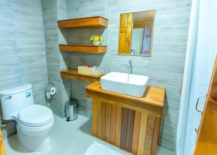 Burann Bangtanode โรงแรม 4*