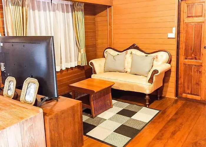 Burann Bangtanode โรงแรม