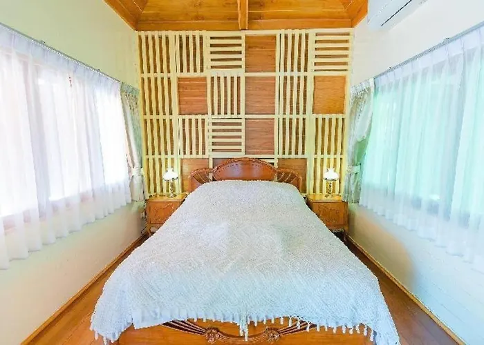 Burann Bangtanode โรงแรม