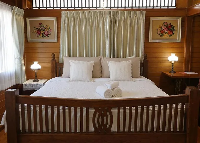 Burann Bangtanode โรงแรม